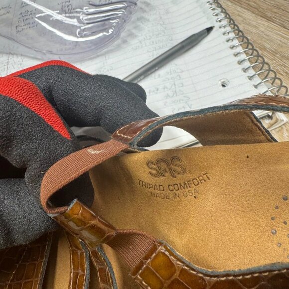 SAS Allegro Brown Leather Croc Embossed Heeled Sandals Women's Size 9.5 - Picture 5 of 8